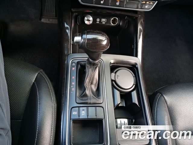 Kia Sorento 2016 — photo 19