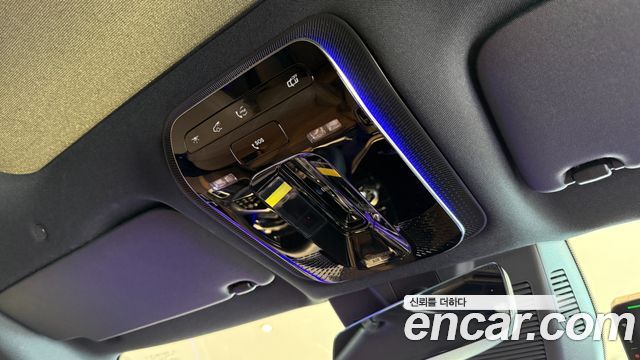 Mercedes-Benz E-Class 2025 — photo 20