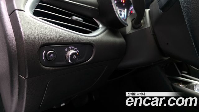 Chevrolet Korea Malibu 2018 — photo 15