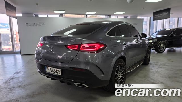 Mercedes-Benz GLE-Class 2022 — photo 2