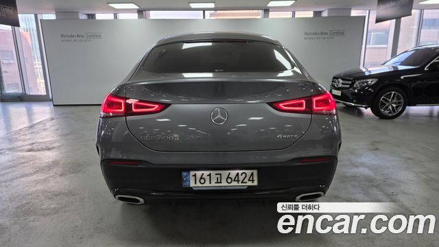Mercedes-Benz GLE-Class 2022 — photo 4