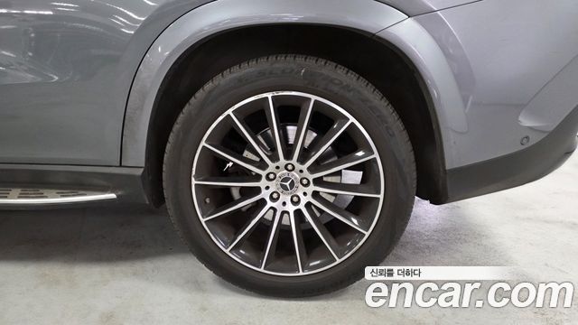 Mercedes-Benz GLE-Class 2022 — photo 5