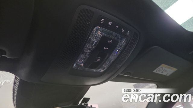 Mercedes-Benz GLE-Class 2022 — photo 17