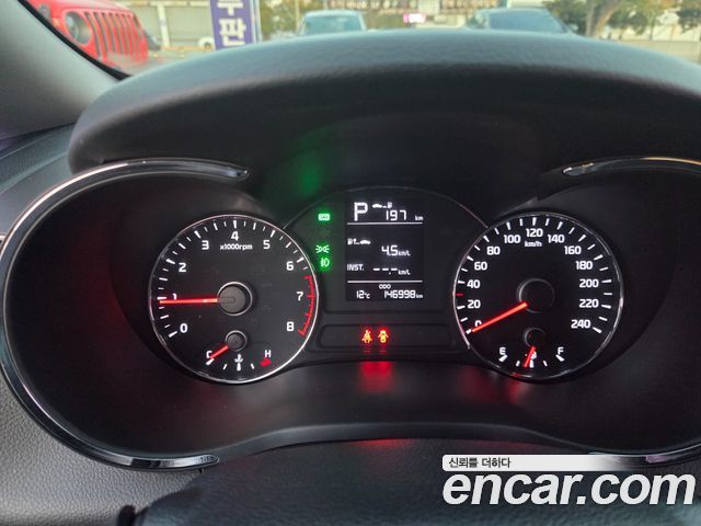 Kia K3 2017 — photo 15