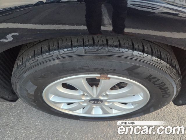 Kia K3 2017 — photo 17