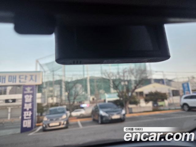 Kia K3 2017 — photo 18