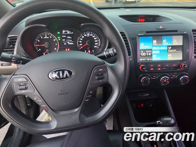 Kia K3 2017 — photo 19