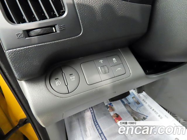 Hyundai Starex 2015 — photo 8