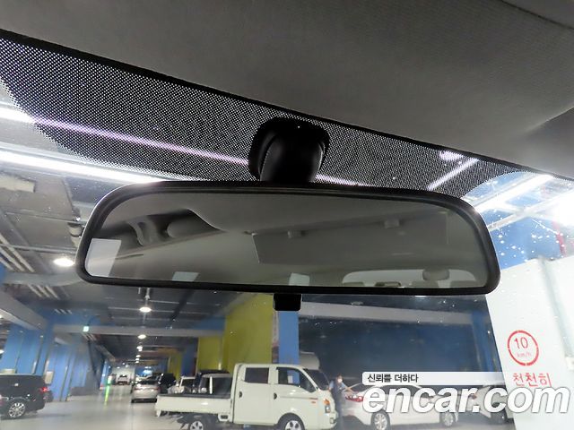 Hyundai Starex 2015 — photo 9