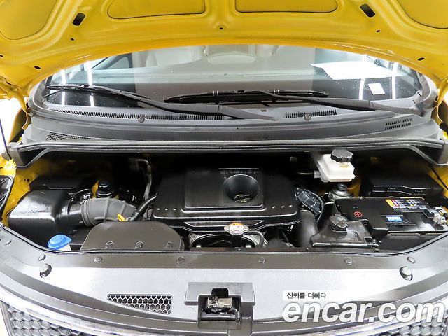 Hyundai Starex 2015 — photo 13