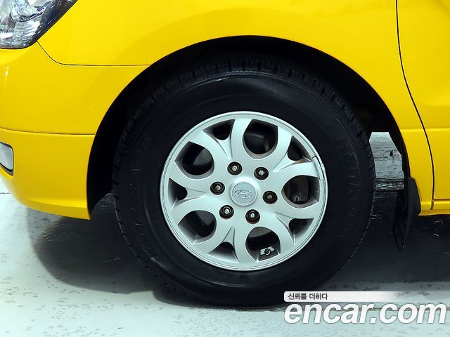 Hyundai Starex 2015 — photo 14