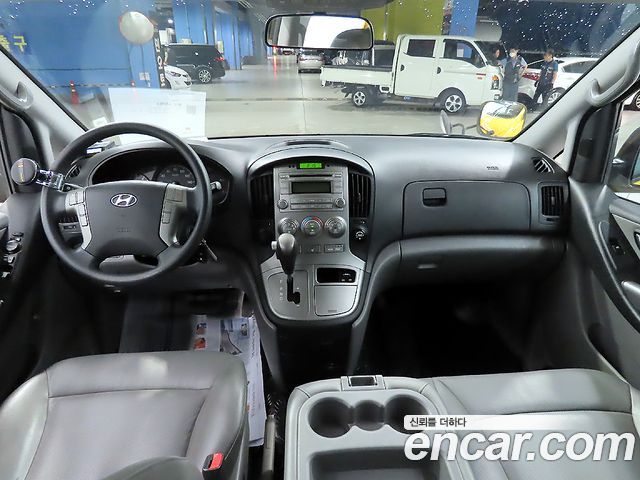 Hyundai Starex 2015 — photo 19