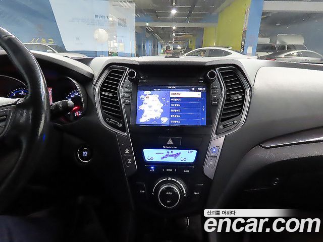 Hyundai Santafe 2015 — photo 11