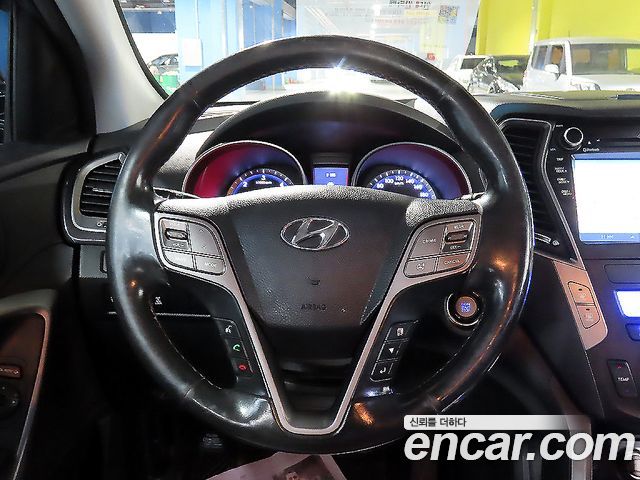 Hyundai Santafe 2015 — photo 17