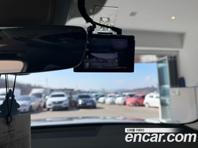 Audi A6 2020 — photo 17