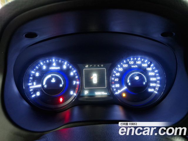 Hyundai Grandeur 2016 — photo 8
