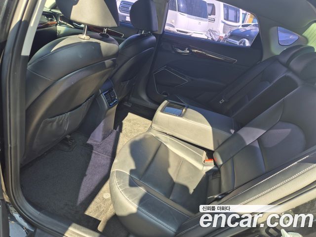 Kia K7 2016 — photo 9