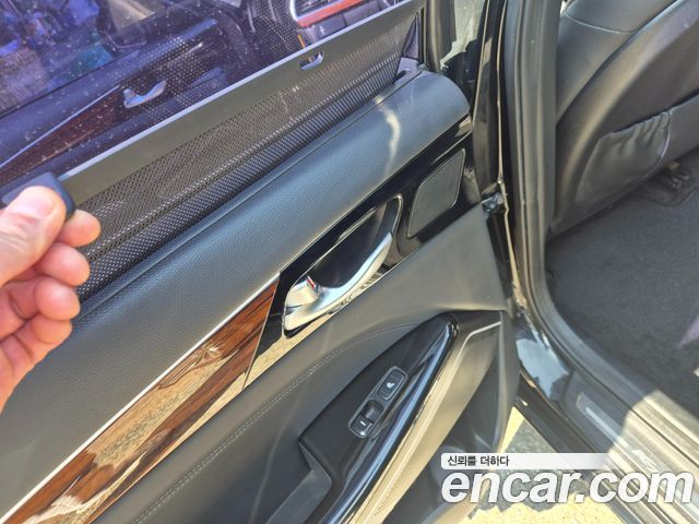 Kia K7 2016 — photo 10