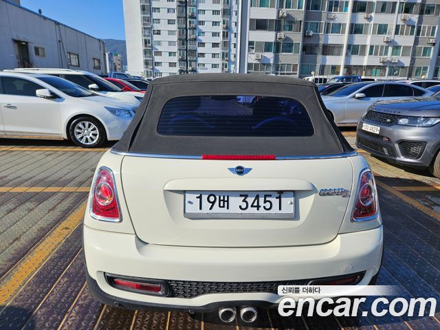Mini Cooper Convertible 2012 — photo 5