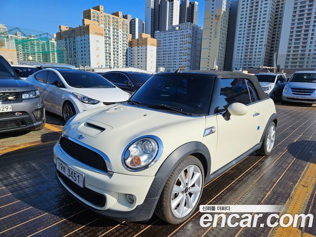 Mini Cooper Convertible 2012 — photo 9