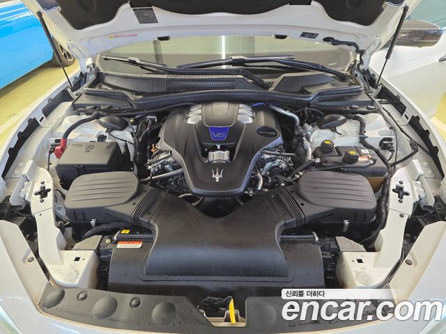 Maserati Ghibli 2019 — photo 6
