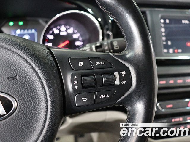 Kia Canival 2017 — photo 7