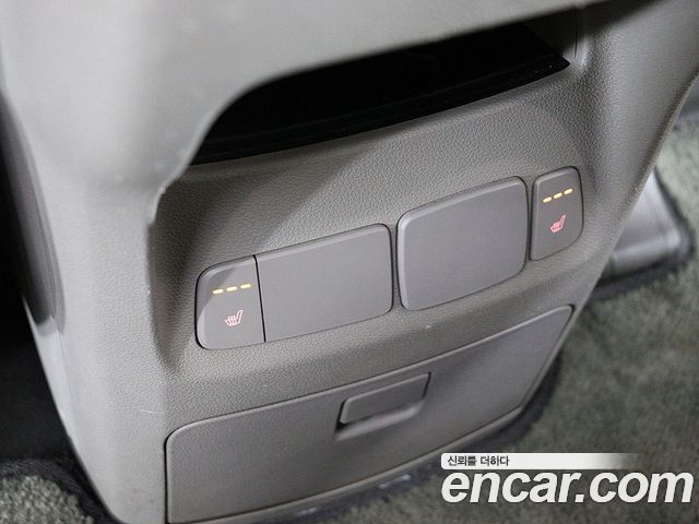 Kia Canival 2017 — photo 13