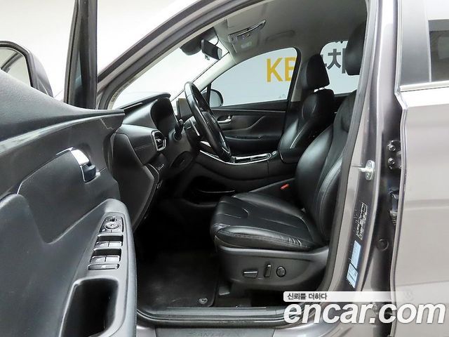 Hyundai Santafe 2021 — photo 13