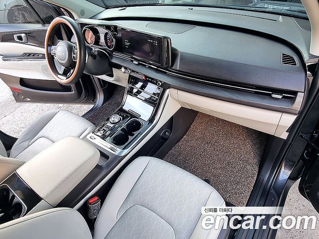 Kia Canival 2022 — photo 6