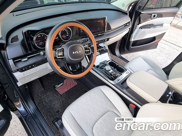 Kia Canival 2022 — photo 7