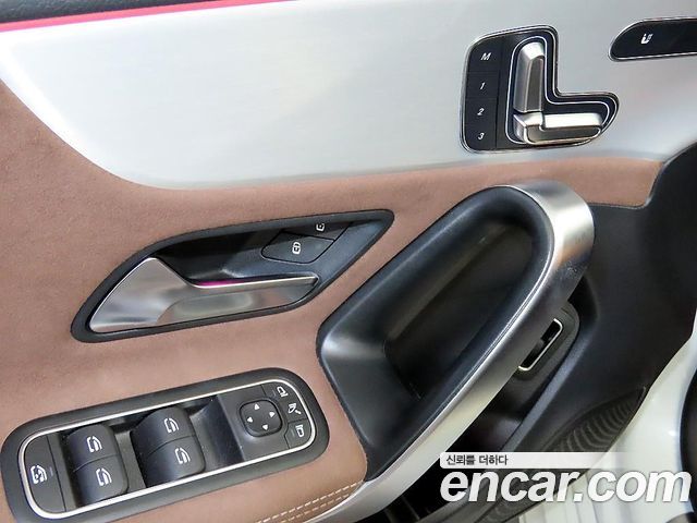 Mercedes-Benz CLA-Class 2024 — photo 14