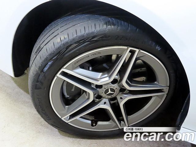 Mercedes-Benz CLA-Class 2024 — photo 20