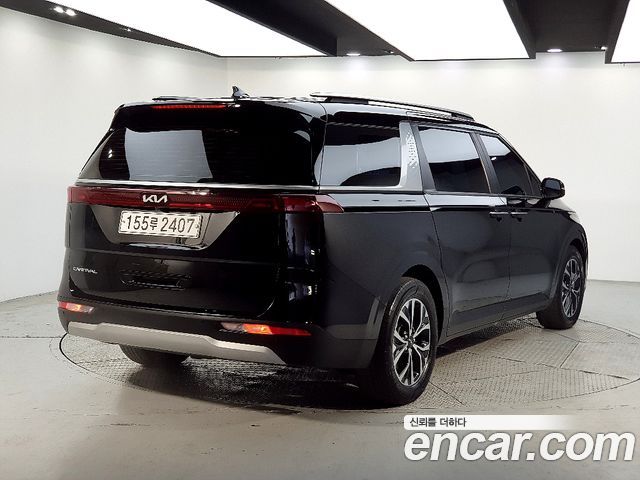 Kia Canival 2022 — photo 4