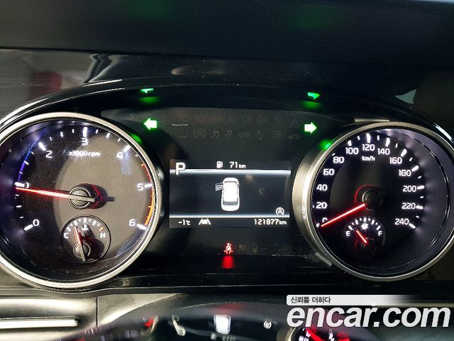 Kia Canival 2022 — photo 7