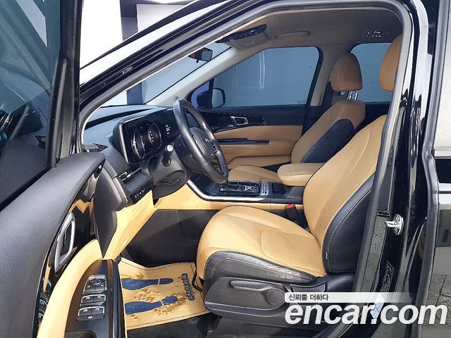 Kia Canival 2022 — photo 8