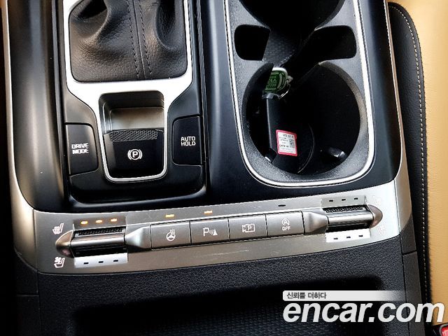 Kia Canival 2022 — photo 13