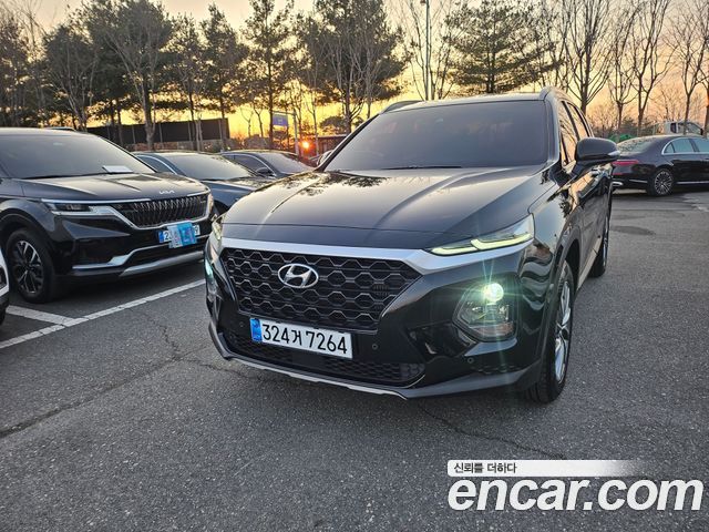 Hyundai Santafe 2019 — photo 1