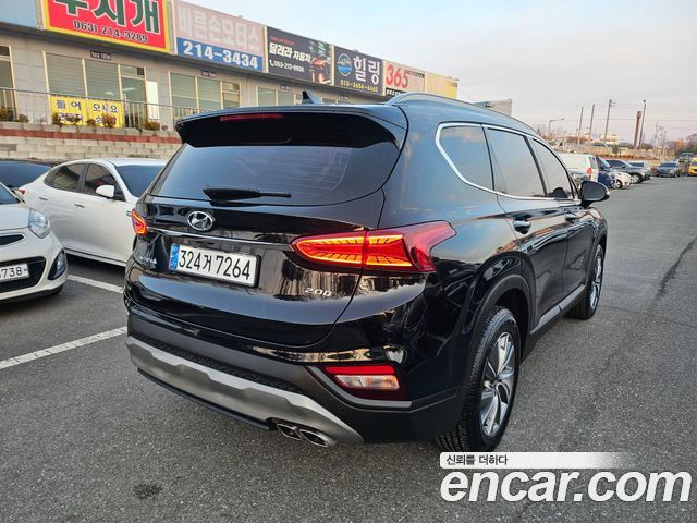 Hyundai Santafe 2019 — photo 3