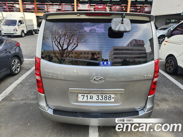 Hyundai Starex 2014 — photo 4