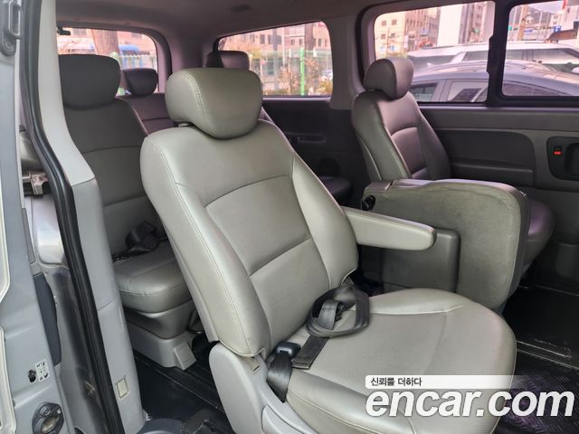 Hyundai Starex 2014 — photo 9