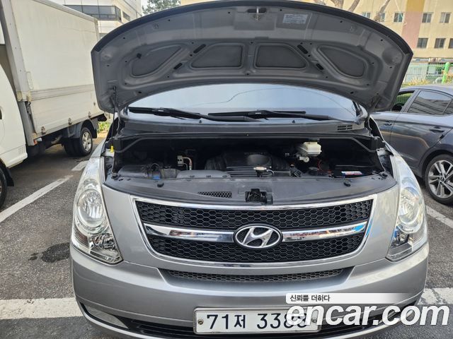 Hyundai Starex 2014 — photo 16