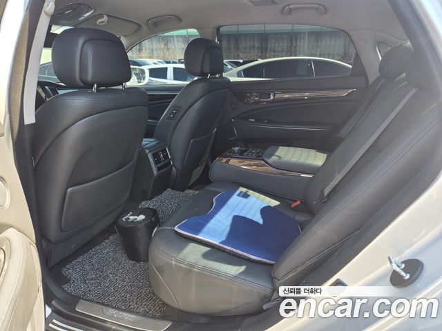 Hyundai Equus 2015 — photo 14