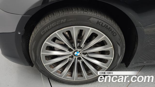 BMW 7-Series 2012 — photo 5
