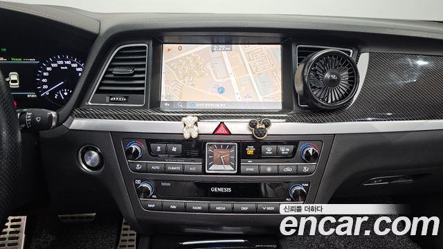 Genesis G80 2019 — photo 14