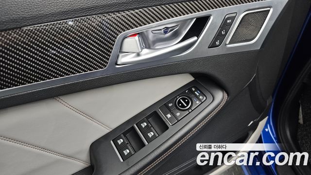 Genesis G80 2019 — photo 17
