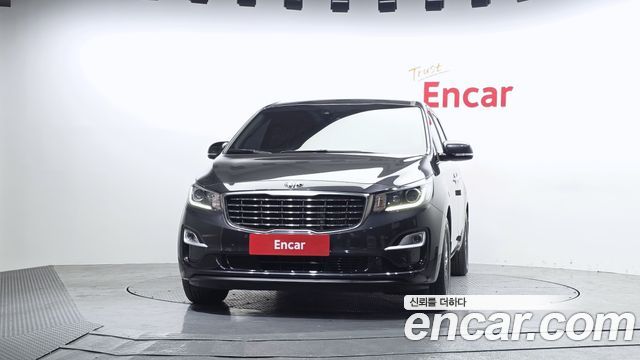 Kia Canival 2019 — photo 3