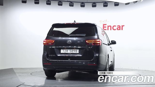 Kia Canival 2019 — photo 4