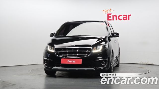 Kia Canival 2017 — photo 3