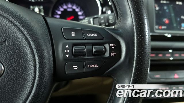 Kia Canival 2017 — photo 17