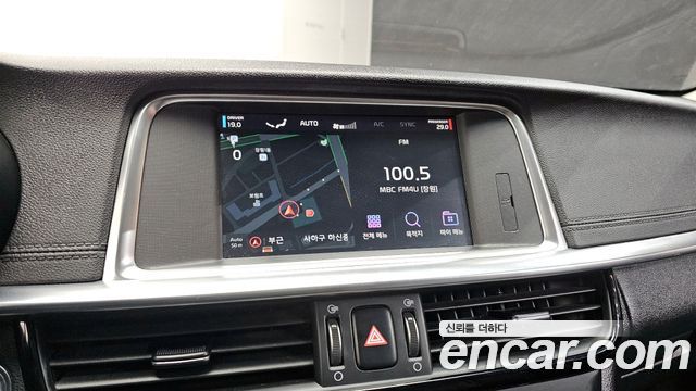 Kia K5 2019 — photo 14